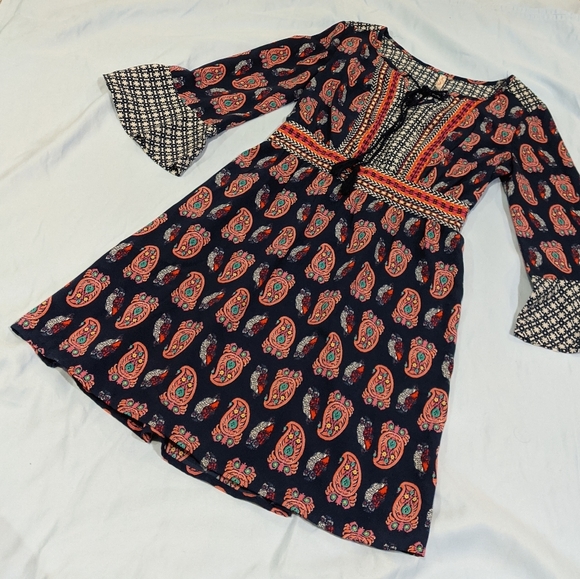 Printed dress with tassels - Picture 1 of 3